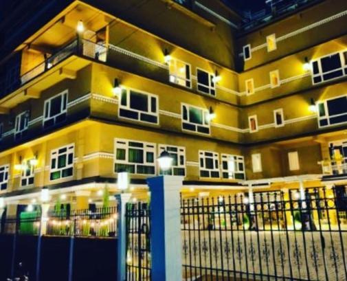 Hotel Poles Apart Shillong Exterior photo